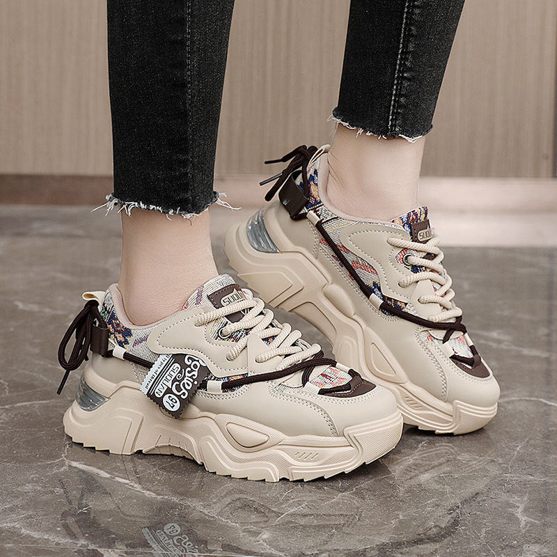 Damen modische Chunky Sneaker mit innovativem Obermaterial und sportlichem Design R&B