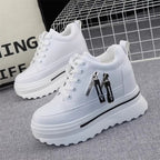 Damen Sportliche Sneaker mit Plateau und Reißverschluss
