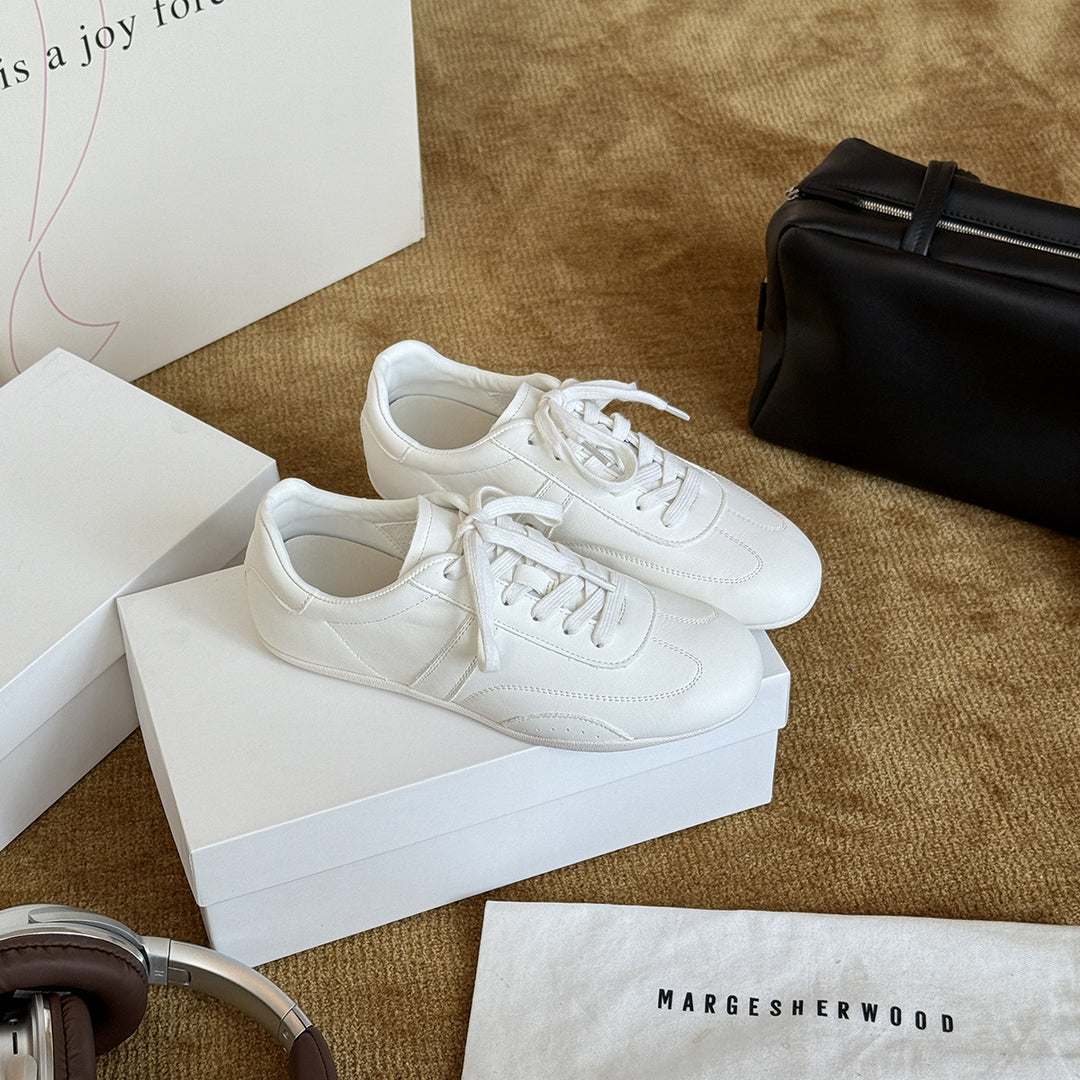 Damen Sportliche Leder-Sneaker mit Kontrastnähten und atmungsaktivem Innenfutter R&B