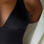 Damen Einteiler Badeanzug mit tiefem V-Ausschnitt und stützenden Trägern R&B