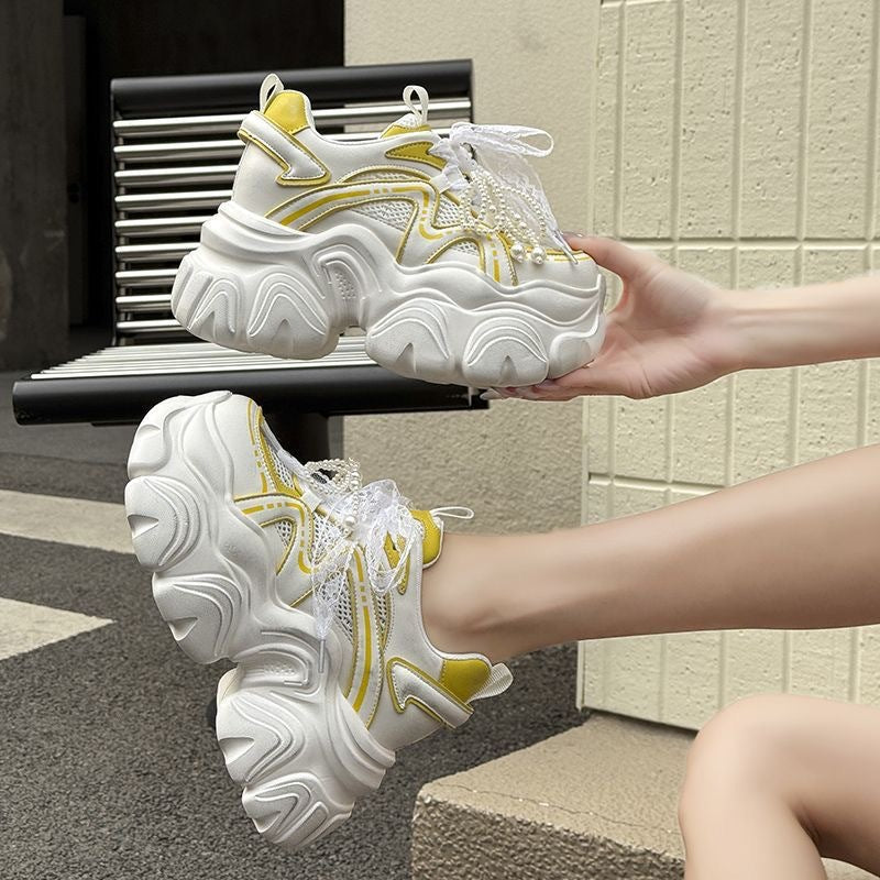 Damen Sportliche Chunky Sneakers mit reflektierenden Elementen