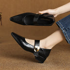 Damen elegante Pumps mit modischem Riemchen und glänzendem Schmuckdetail R&B