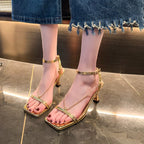 Damen elegante Absatzsandalen mit verziertem Riemendesign
