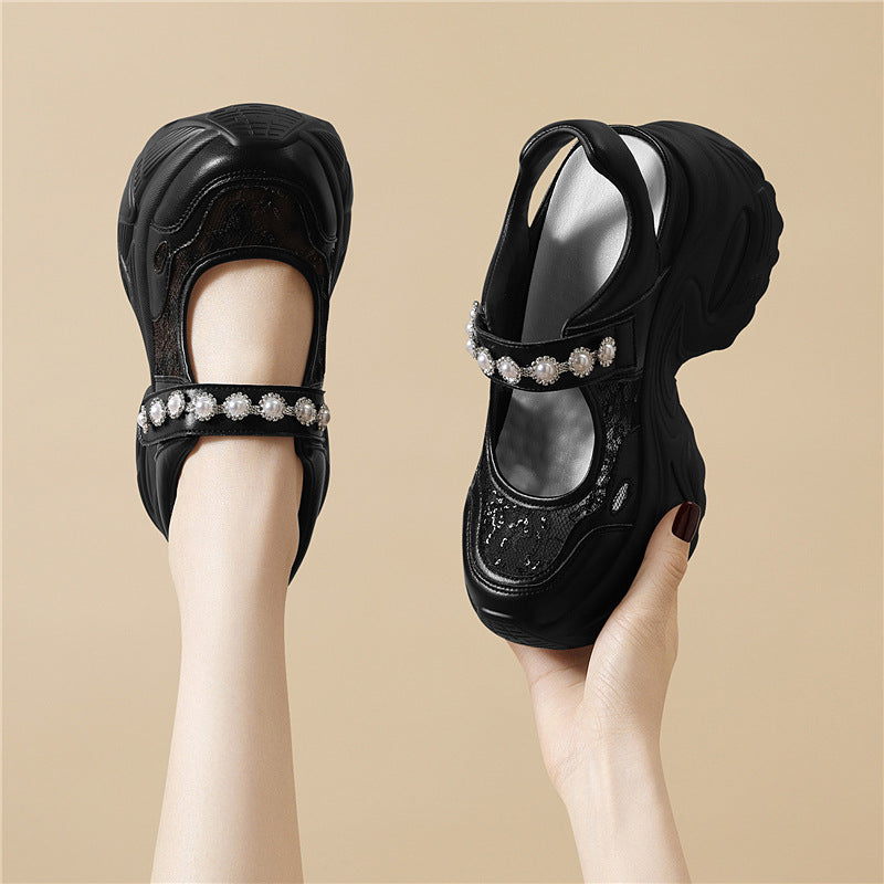 Damen modische Sneaker mit zierlicher Blütenapplikation R&B