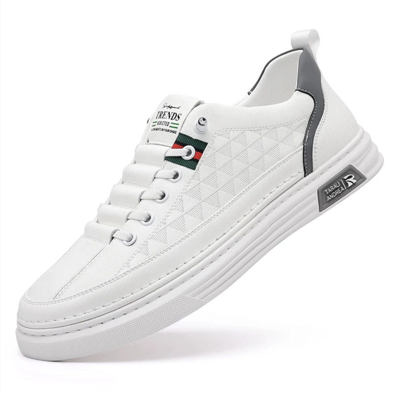 Damen Sneakers im urbanen Design mit atmungsaktiven Einsätzen und dämpfender Sohle R&B