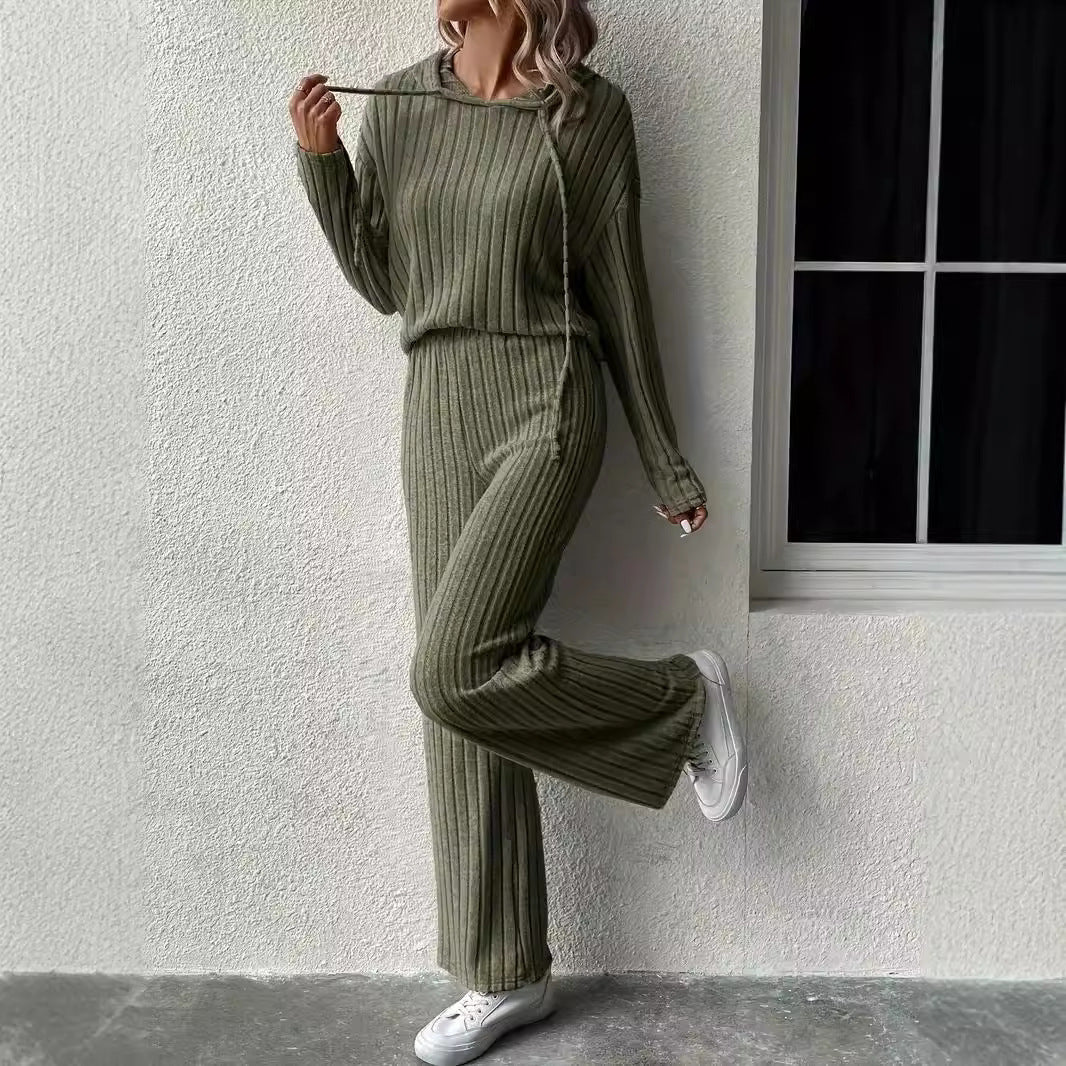Damen lässiges Strickset mit weichem Hoodie und weiten Hosen