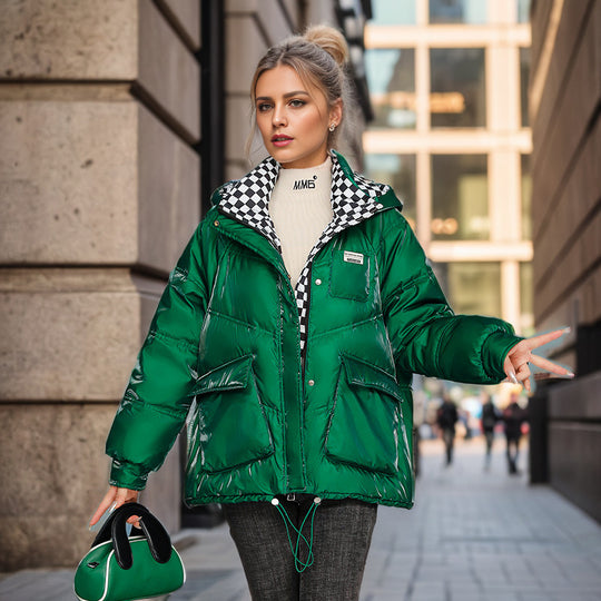 Damen modische kurze Pufferjacke mit Kapuze und praktischen Taschen R&B