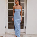 Damen Elegantes satinieres Maxikleid mit schulterfreien Spaghetti-Trägern und seitlichem Schlitz