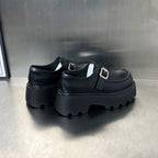 Damen Chunky Mokassins aus hochwertigem Leder mit modischer Schnallenverzierung R&B