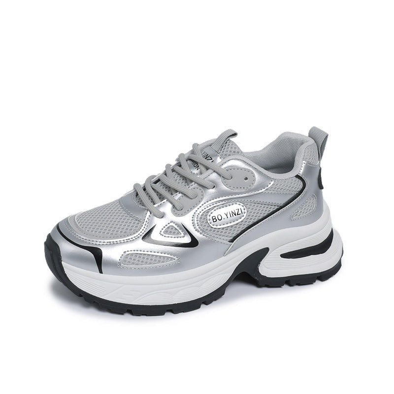 Damen Sportliche Sneakers mit abriR&Bfester Laufsohle und atmungsaktiver Mesh-Oberfläche R&B