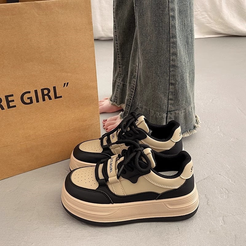 Damen Sportliche Plateau-Sneaker mit elastischen Schnürsenkeln und dämpfender Sohle R&B
