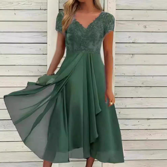 Damen Maxikleid mit elegantem Spitzeneinsatz und fließendem Rock Heidi-Mode