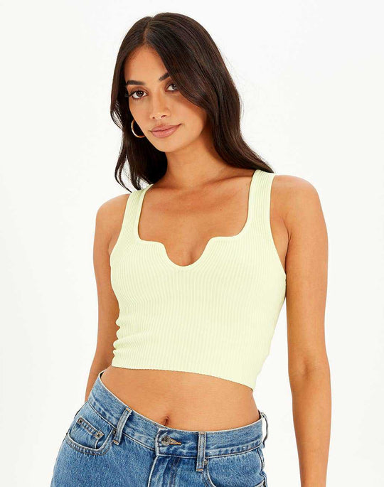 Damen Crop-Top mit Wellen-Ausschnitt und feiner Rippstruktur R&B