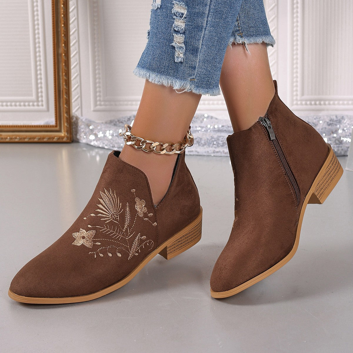 Damen Stiefeletten mit floralem Stickdesign und seitlichem Reißverschluss R&B