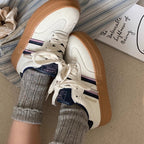 Damen Sneakers mit komfortabler Schnürung und dämpfender Sohle