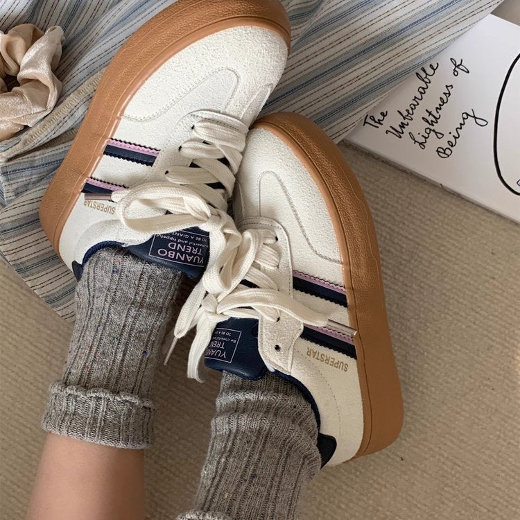 Damen Sneakers mit komfortabler Schnürung und dämpfender Sohle