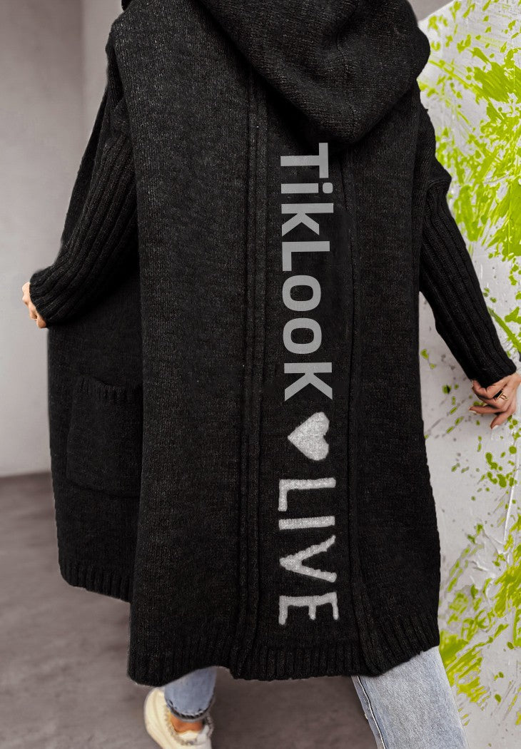Damen Strickjacke mit Kapuze und innovativem Schriftzug R&B