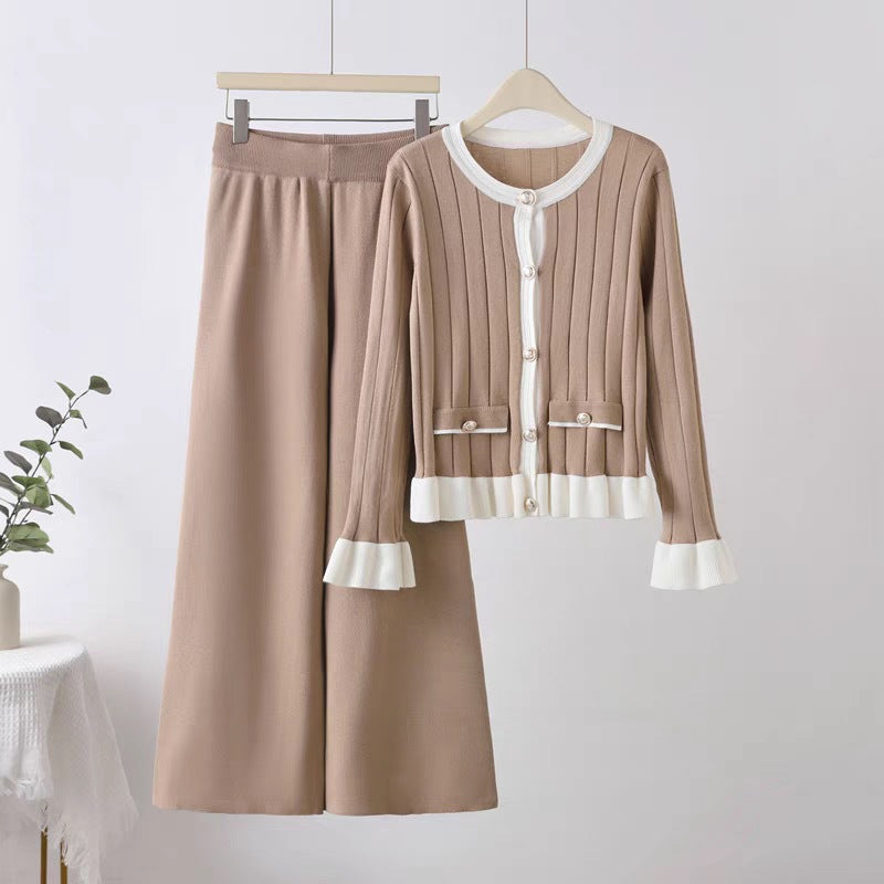 Damen elegantes Strick-Loungewear-Set mit aufgesetzten Taschen und Rüschen R&B