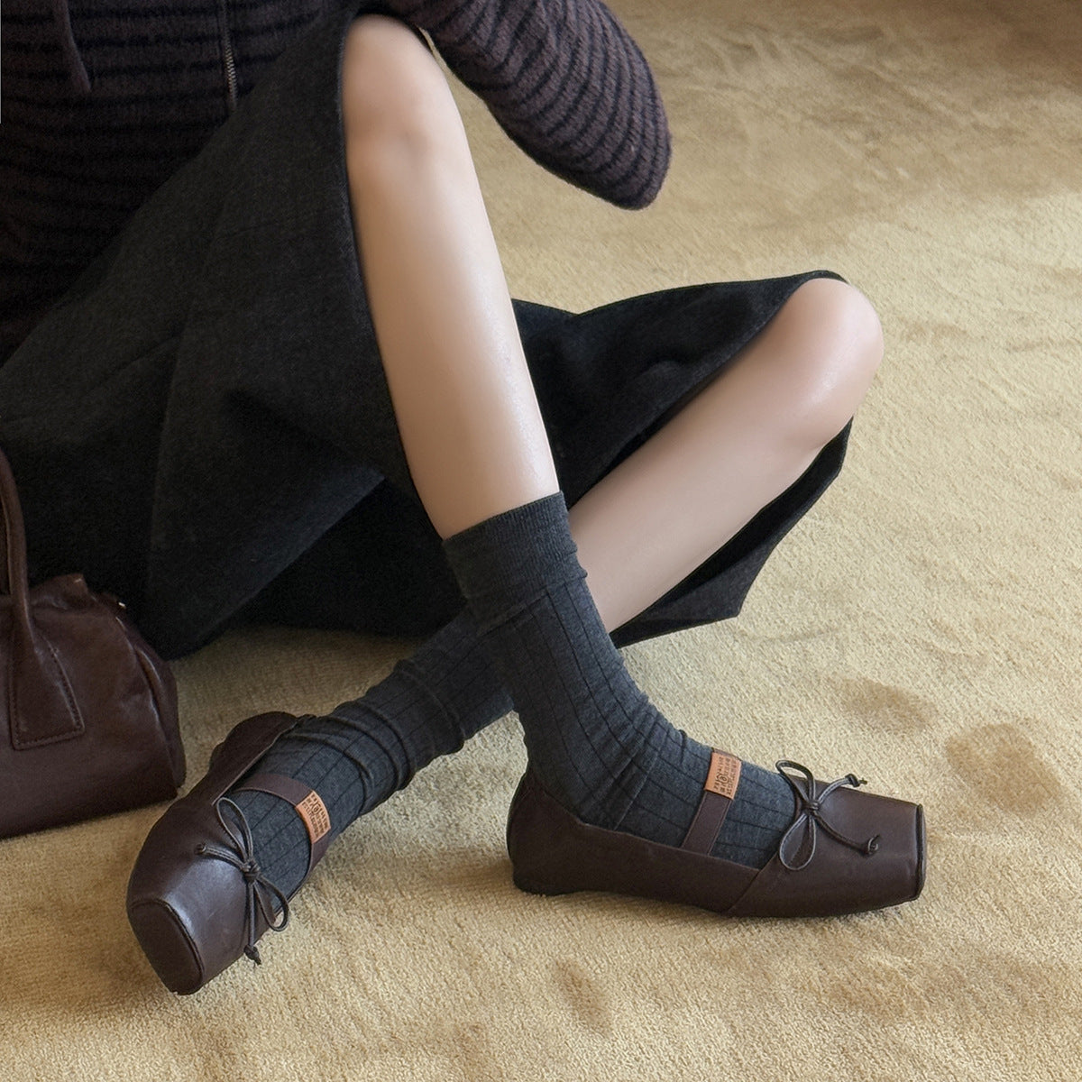 Damen Elegante Ballerinas mit modischem Riemchen und geschmackvollem Schleifen-Detail R&B