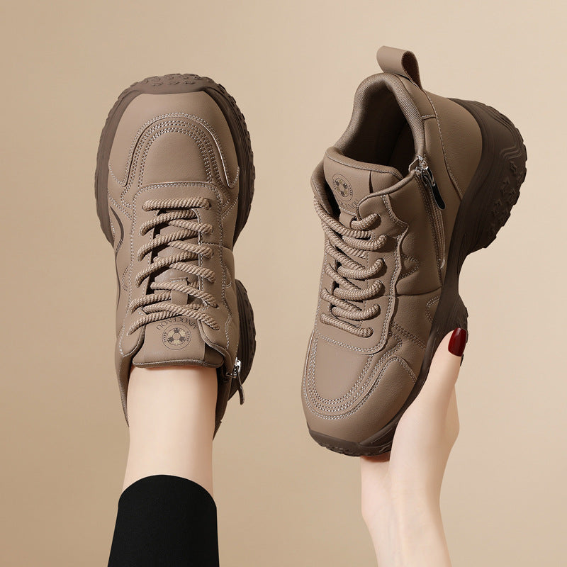 Damen Sportliche Sneakers mit Reißverschluss und dämpfender Sohle R&B