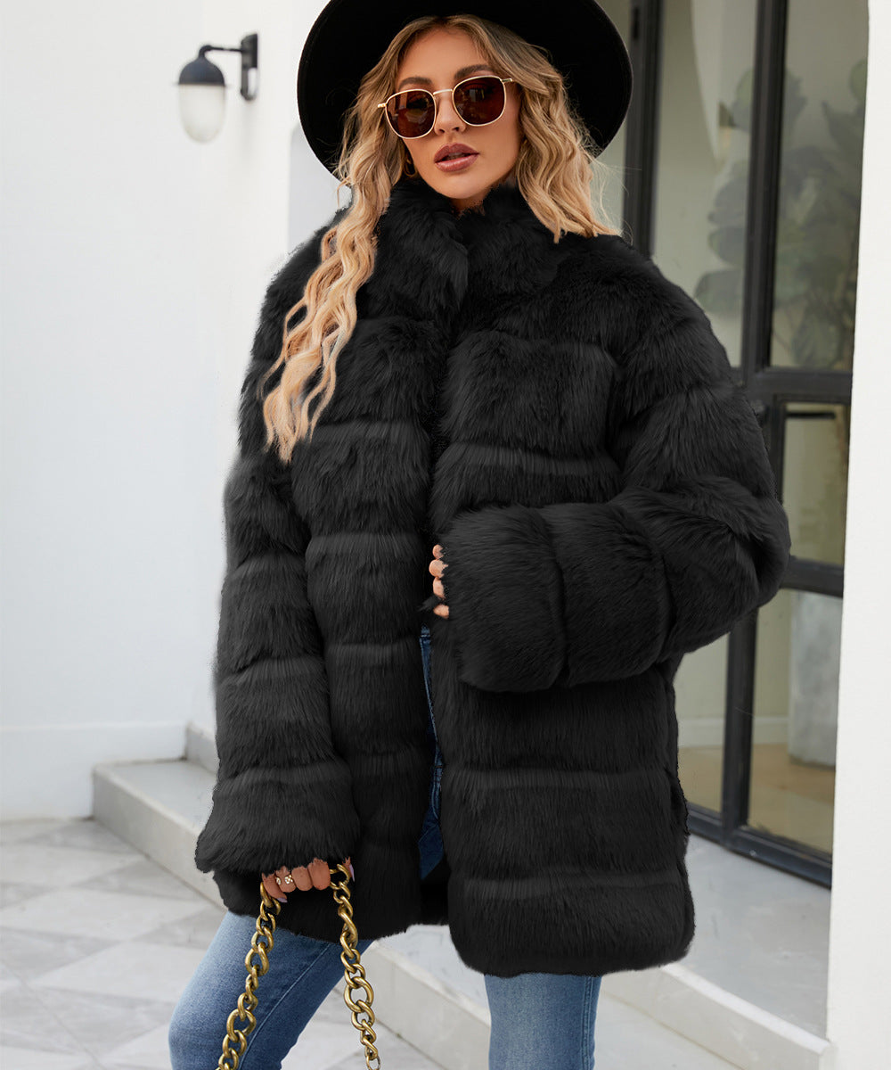 Damen Luxuriöse Kunstpelzjacke mit lockeren Ärmeln und voluminösem Schnitt R&B