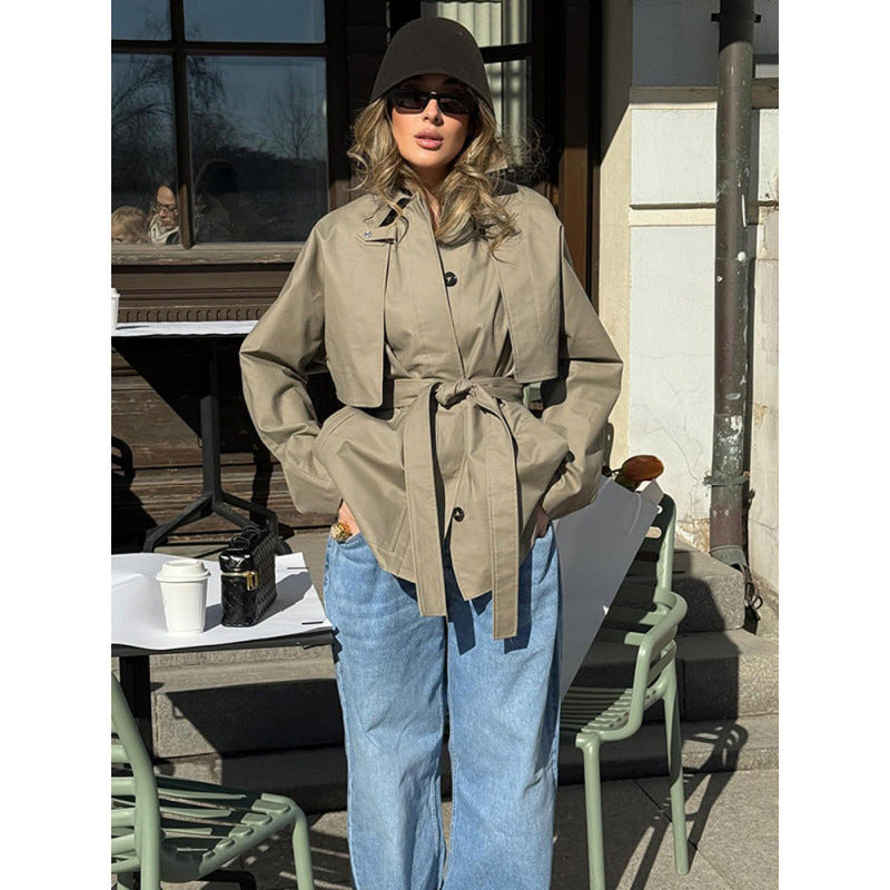 Damen Trenchcoat mit taillierbarem Gürtel und modischen Revers R&B