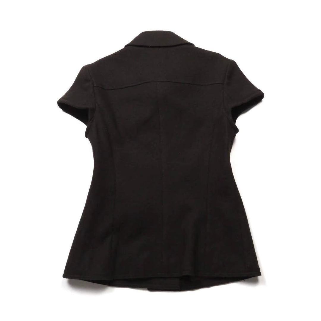 Damen Figurumspielende Kurzarmjacke mit Knopfdetails R&B