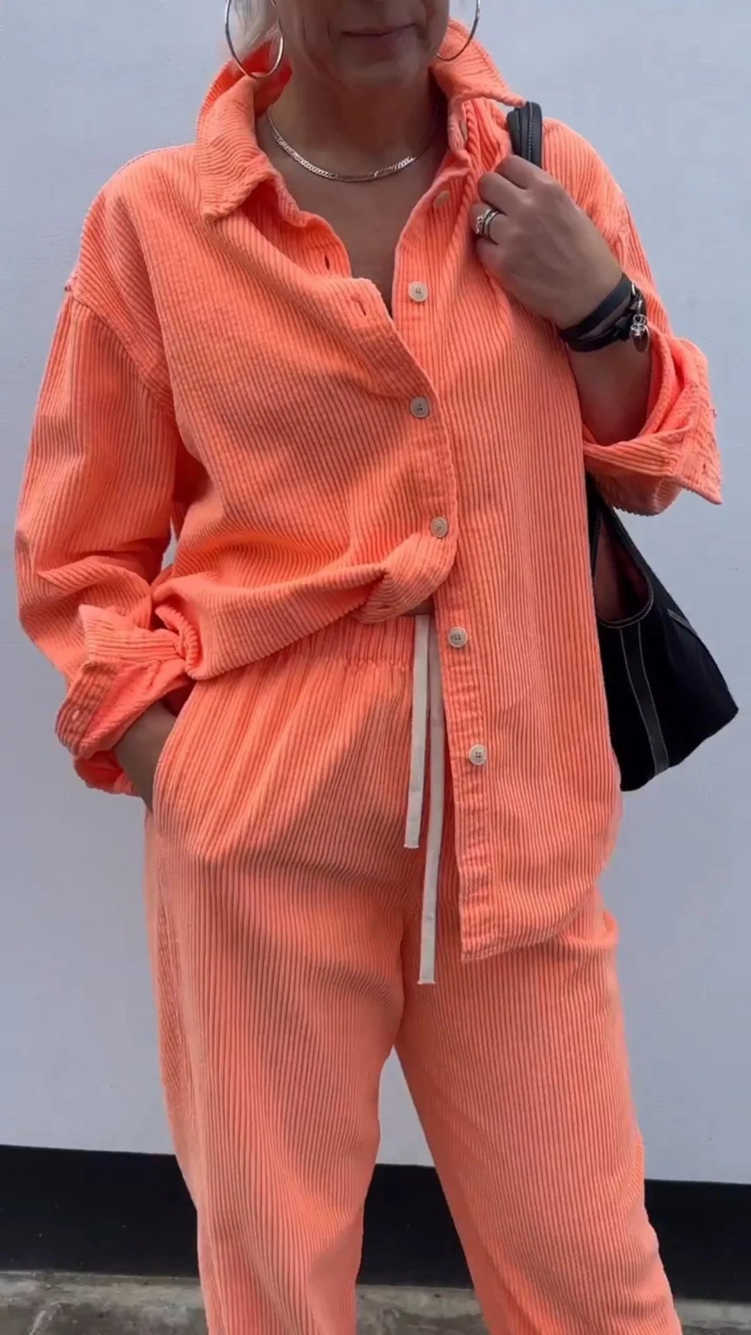 Damen Lässiges Cord-Set mit Knopfleiste und praktischen Taschen R&B