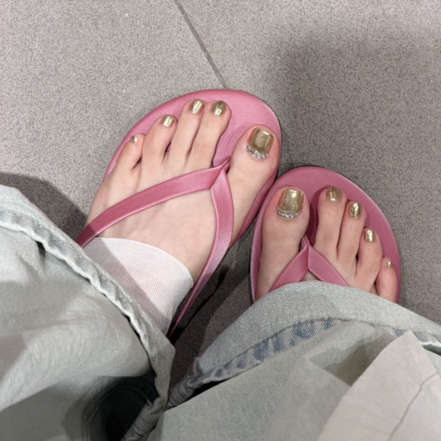 Damen Zehentrenner-Sandalen mit weichem Fußbett und rutschfester Sohle R&B