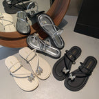 Damen elegante Flip-Flops mit funkelnden Schmetterlingsapplikationen EB