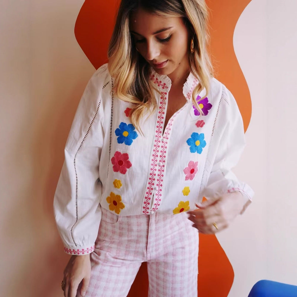 Damen Bluse mit bunten Stickereien und romantischem Rüschendesign R&B