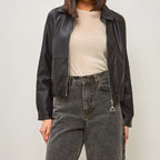 Damen modische Bomberjacke aus veganem R&B