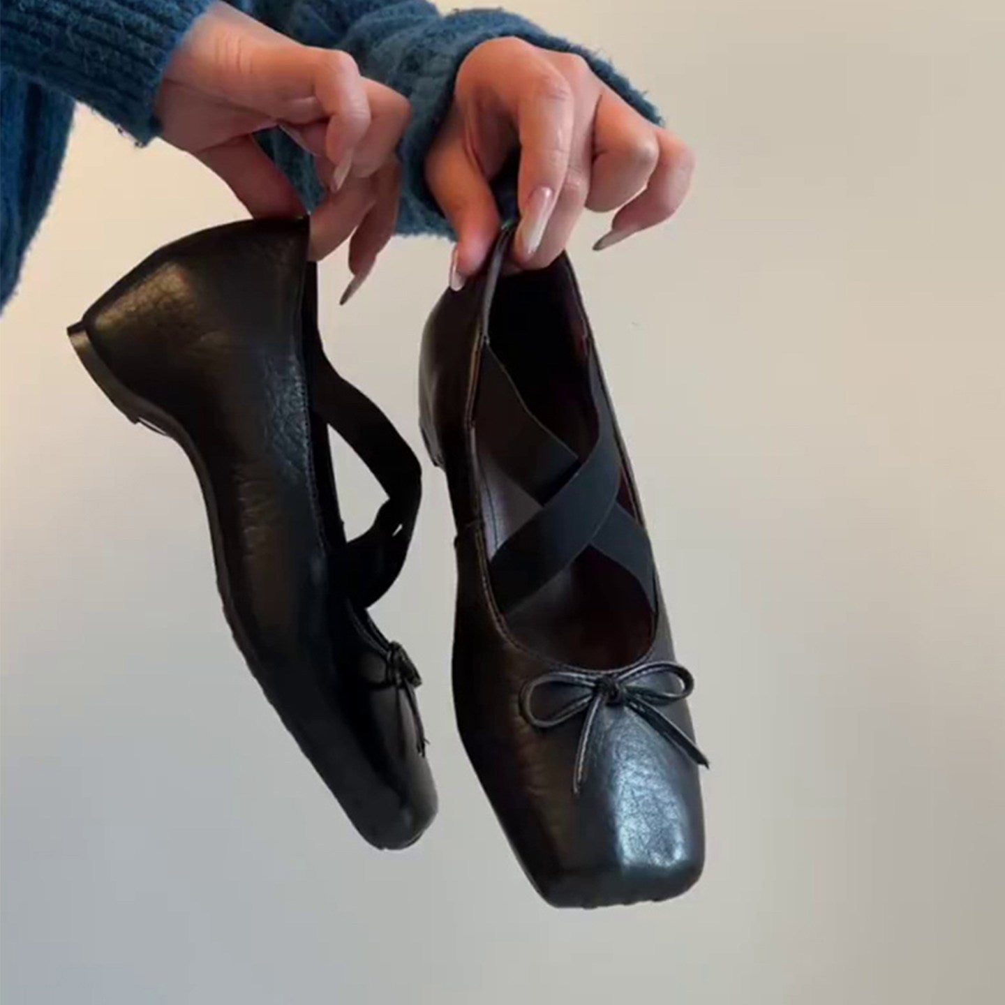 Damen Ballerinas mit elastischen Kreuzriemen und dekorativem Schleifendetail