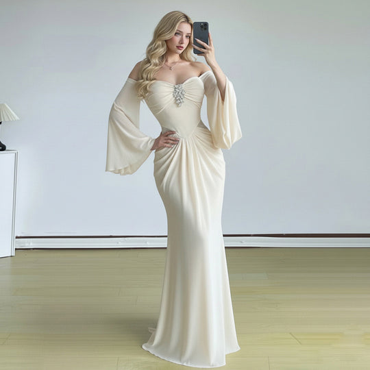 Damen elegantes Maxikleid mit großzügigen Trompetenärmeln und raffiniertem Cut-Out R&B