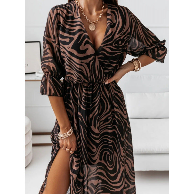 Damen elegantes Maxikleid mit animalischen Mustern und modischem Schlitz R&B