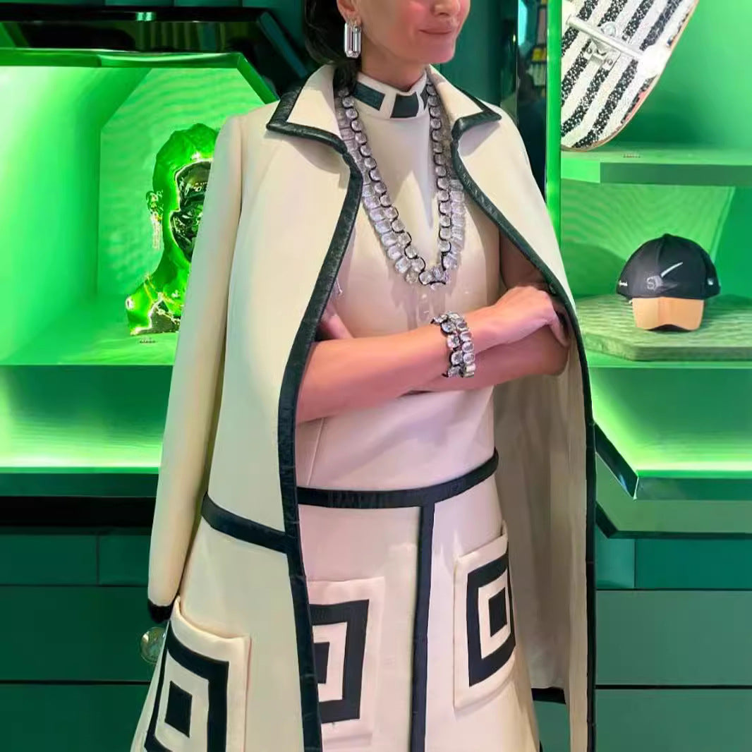 Damen Elegante und raffinierte Jacke mit strukturiertem Design und Kontrastnähten R&B