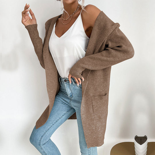 Damen Strickjacke mit tiefem V-Ausschnitt und praktischen Taschen R&B