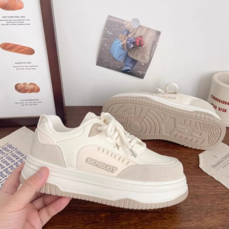 Damen Komfortable Plateausneaker mit atmungsaktivem Obermaterial und dämpfender Sohle