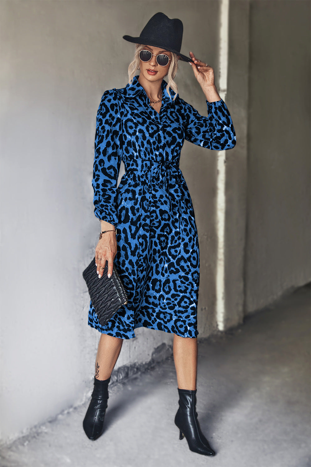 Damen Midi-Kleid mit modernem Leopardenmuster und elegantem Schlitz R&B