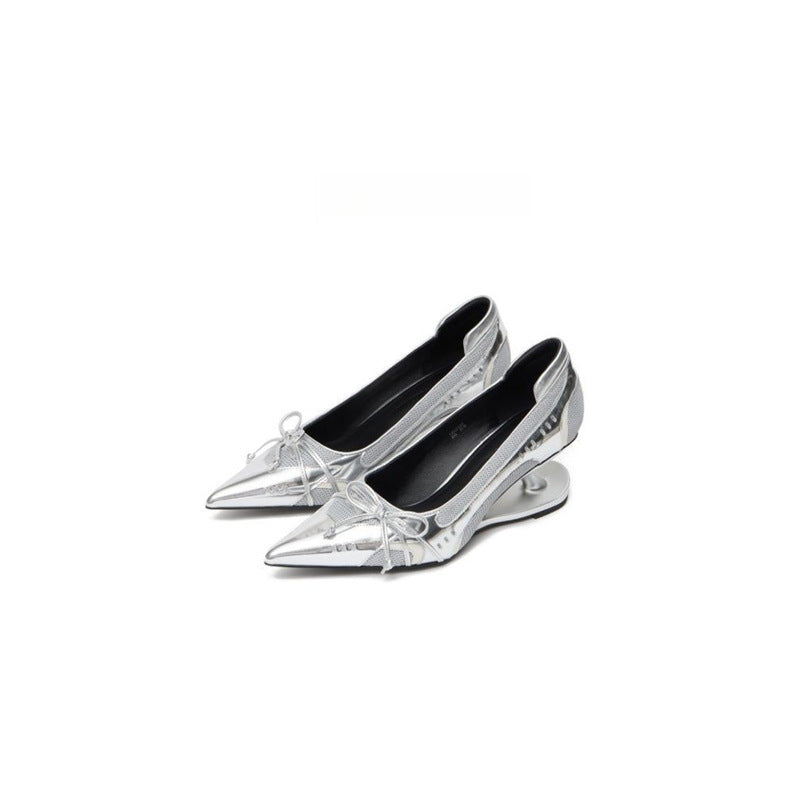 Damen elegante High Heel Ballerinas mit glänzender Oberfläche und Rüschendetail R&B