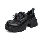 Damen Plateau-Schnürschuhe mit modischem Kettendetail und robustem Blockabsatz