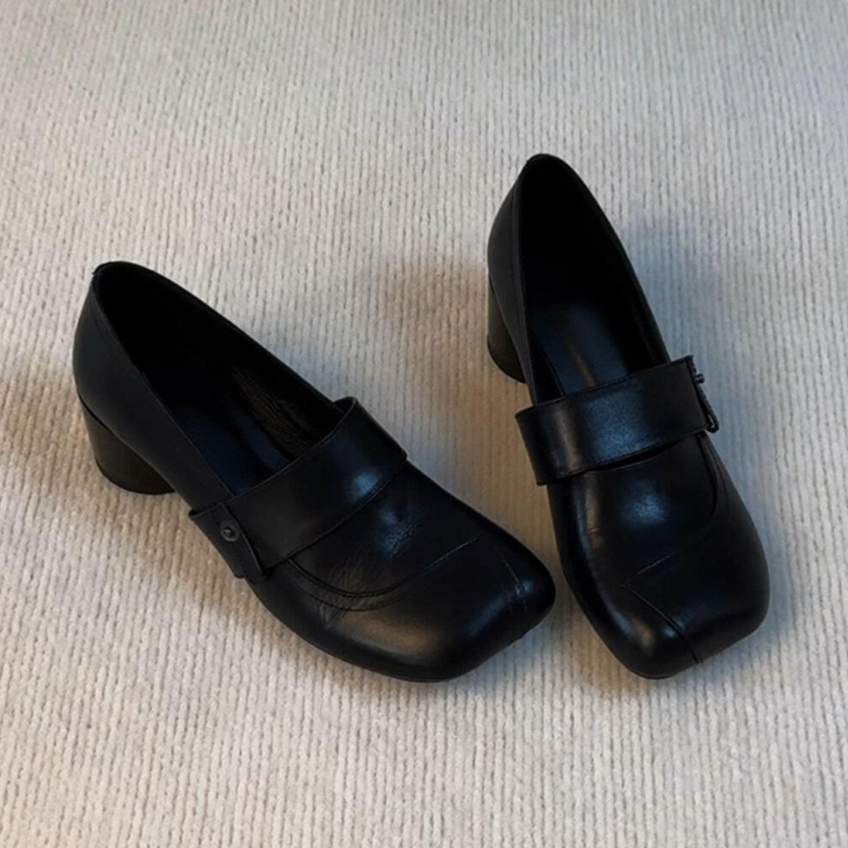 Damen elegante Schnürschuhe mit modischer Riemchendetail R&B