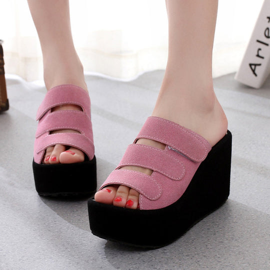 Damen Wedge-Pantoletten mit modischem Riemendesign und komfortablem Fußbett R&B