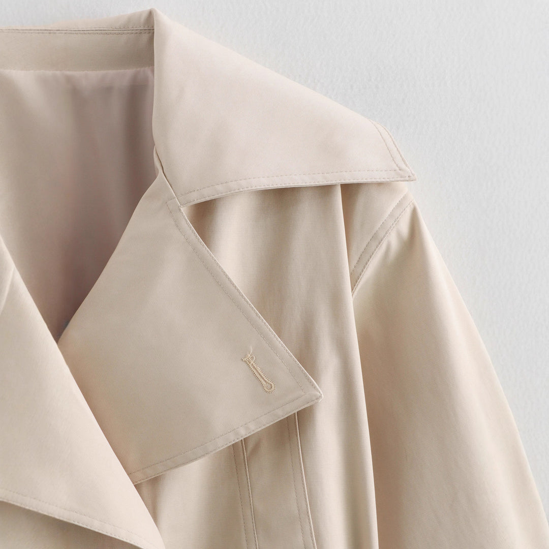 Damen kurze Trenchjacke mit eleganter Taillierung und praktischen Taschen R&B