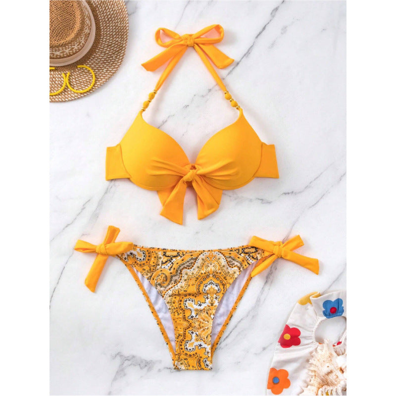 Damen Bikini-Set mit modischen Bindebändern und herausgearbeitetem Muster R&B