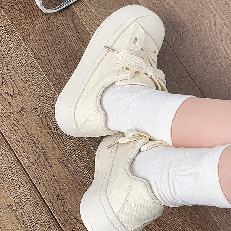 Damen Modische Sneakers mit stylischen Schleifen und gedämpfter Sohle