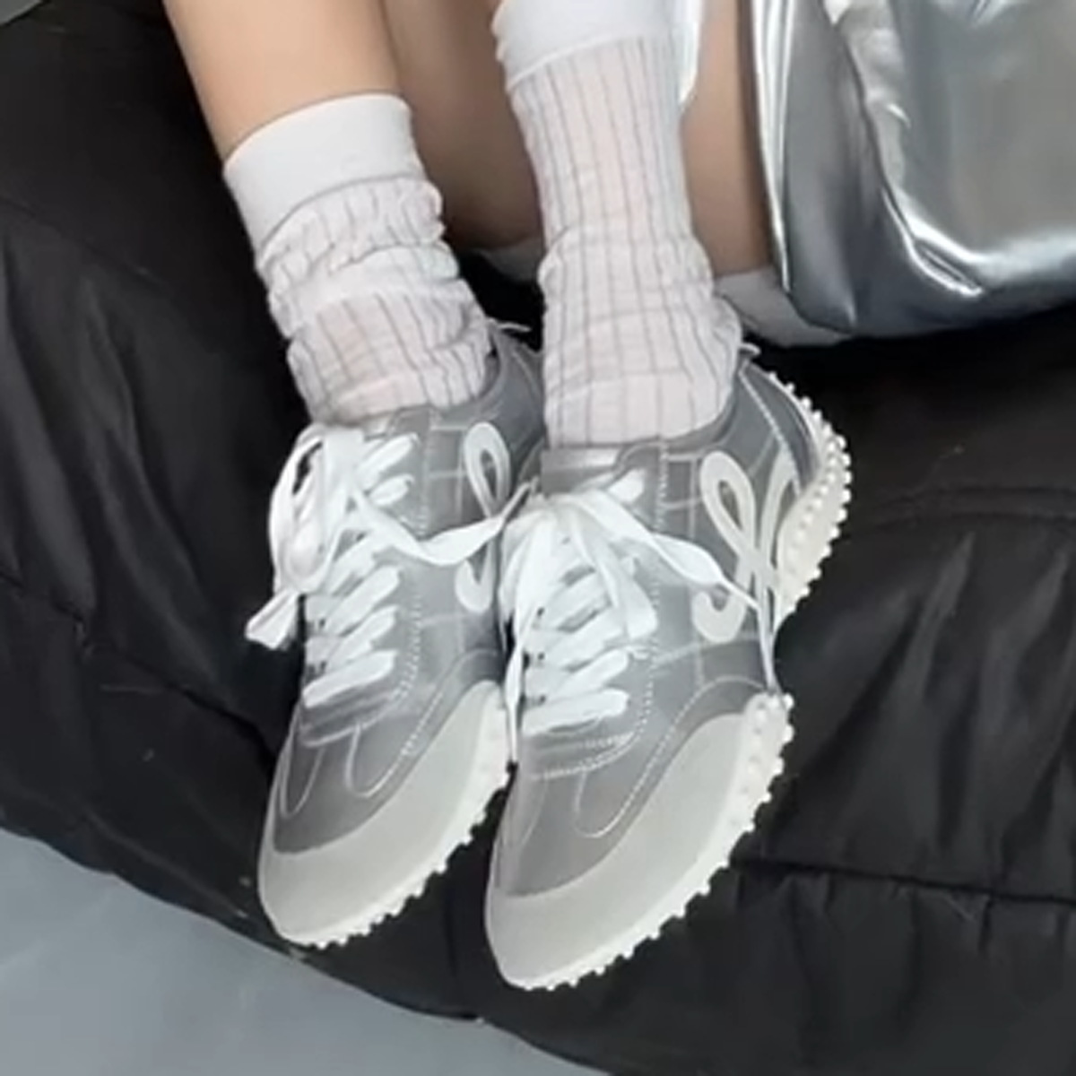 Damen Sportliche Sneakers mit modernem Obermaterial und rutschfester Sohle R&B