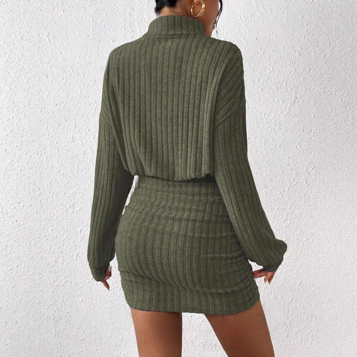 Damen Hochgeschlossener Strickpullover und Rock R&B