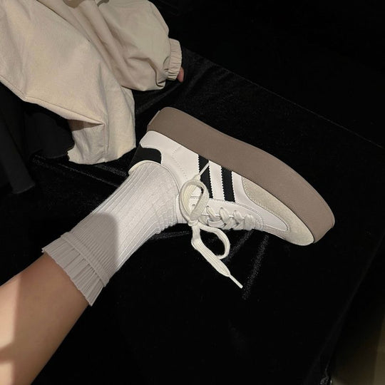 Damen Modische Plateausneaker mit gepolsterter Sohle und sportlichem Design R&B