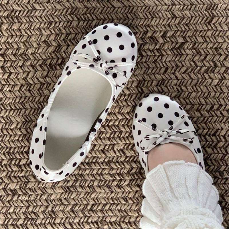 Damen Ballerinas mit punktiertem Design und zierlicher Schleifenapplikation R&B